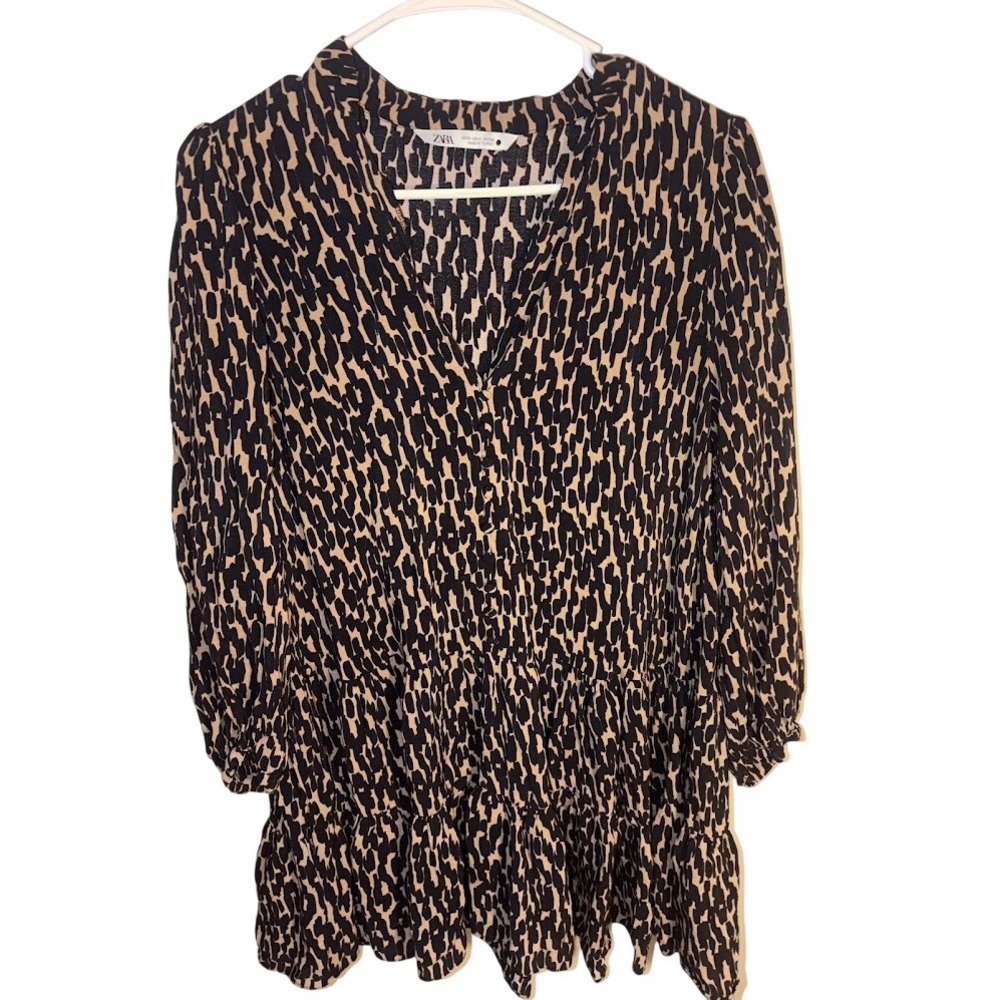 Zara Womens Small Animal Print V-Neck Ruffle Hem Tunic Blouse Black Tan R0555